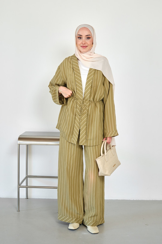 Beli Lastikli Önden Bağlamalı Çizgili Pantolonlu Kimono Takım Yağ Yeşil