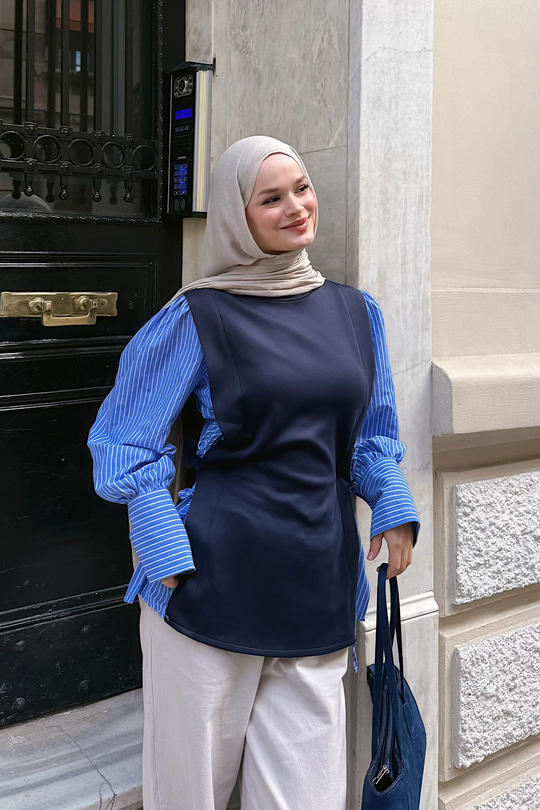 Kolları Çizgili Yan Bağlama Detay Tunik Lacivert