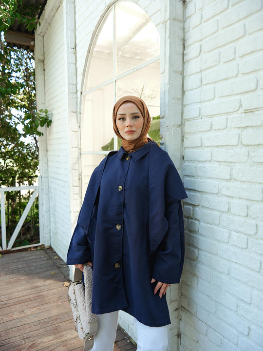 Cep Detay Pelerinli Ceket Lacivert