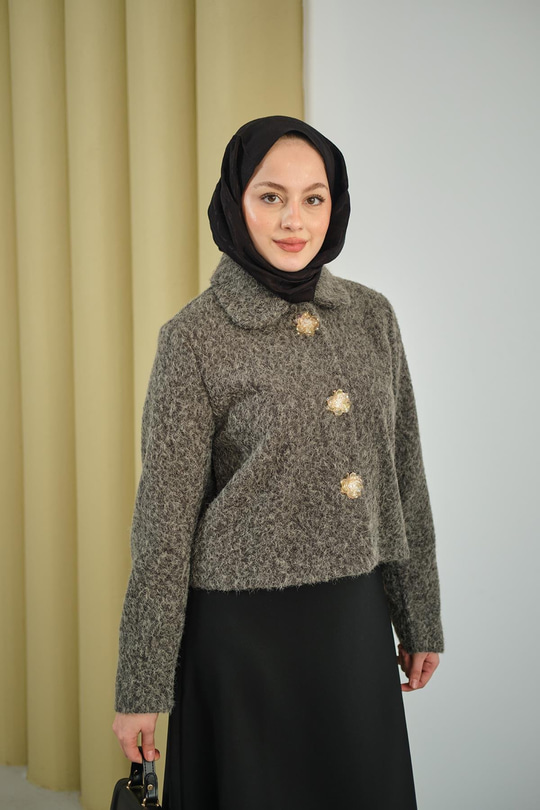 Çiçek Düğmeli Keçe Kısa Ceket Gri