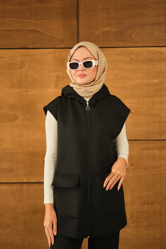 Çift Cepli Kapüşonlu Yelekli Takım Siyah