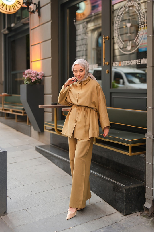 Çift Düğme Detaylı Takım Yağ Yeşil