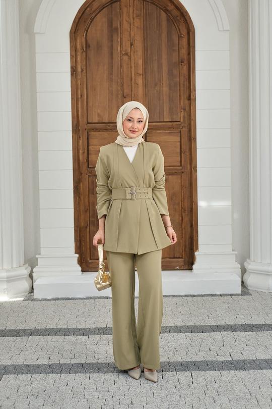 Çift Kemerli Ceketli Takım Su Yeşil