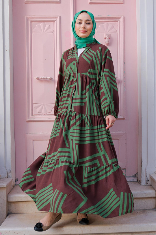 Çizgi Desenli Önden Düğmeli V Yaka Elbise Kahverengi