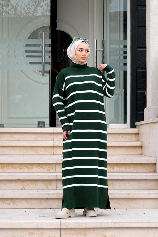 Çizgili Balıkçı Yaka Triko Elbise Zümrüt Yeşil