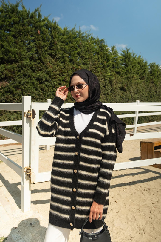 Çizgili Uzun Triko Hırka Siyah