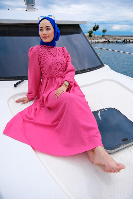 DANTEL DETAY BELI LASTIKLI ELBISE  FUSYA