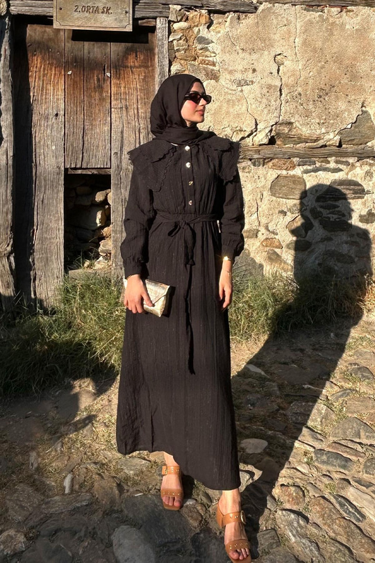 Dantelli Bebe Yaka Elbise Siyah