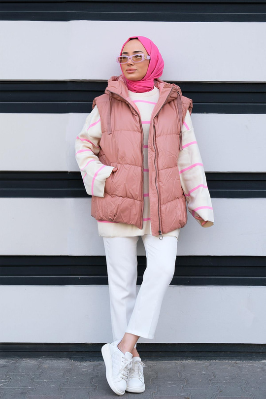 Deri Görünümlü Kapüşonlu Şişme Yelek Pudra