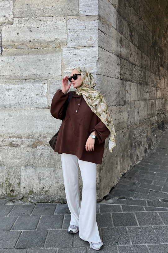 Dikiş Detay Çıtçıtlı Tunik Kahverengi