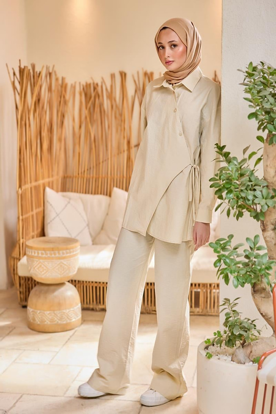 Düğme Detay Yan Bağlamalı Keten Takım Bej