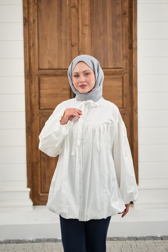 Etek Ucu Büzgülü Gömlek Beyaz