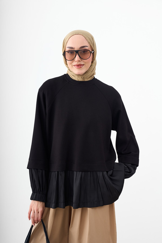 Bisiklet Yaka Saten Pile Detaylı Sweatshirt Siyah