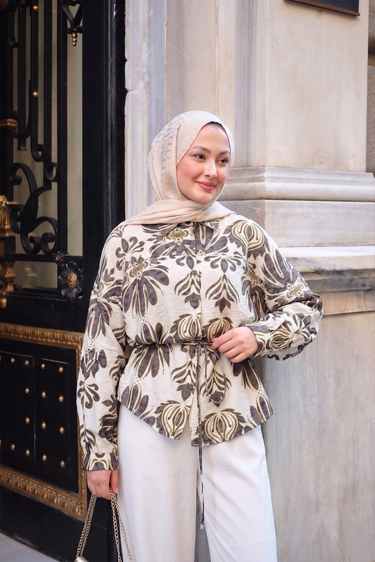 Motif Desenli Bel Bağlamalı Gömlek Vişne Çürüğü