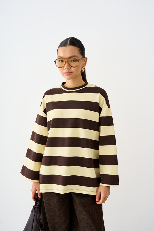 Bisiklet Yaka Çizgili Sweatshirt Sarı