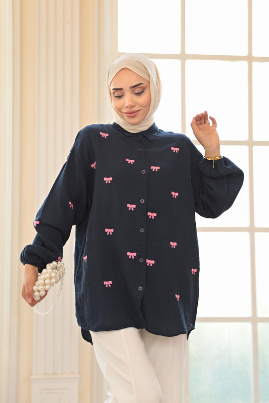 Fiyonk Nakış Detaylı Gömlek Lacivert