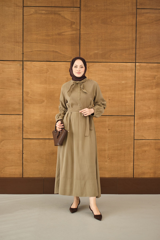 Fular Yaka Detaylı Nervürlü Modal Elbise Küf Yeşil