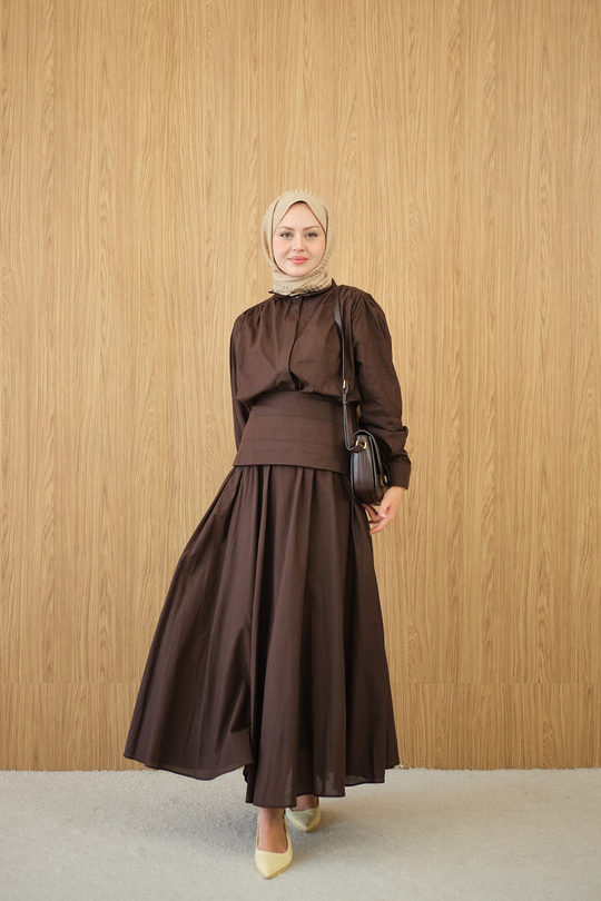 Gizli Düğmeli Beli Kuşaklı Gömlek Yaka Takım Kahverengi