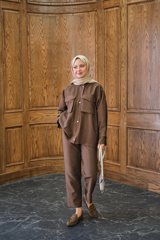 Gizli Fermuar Detaylı Takım Kahverengi