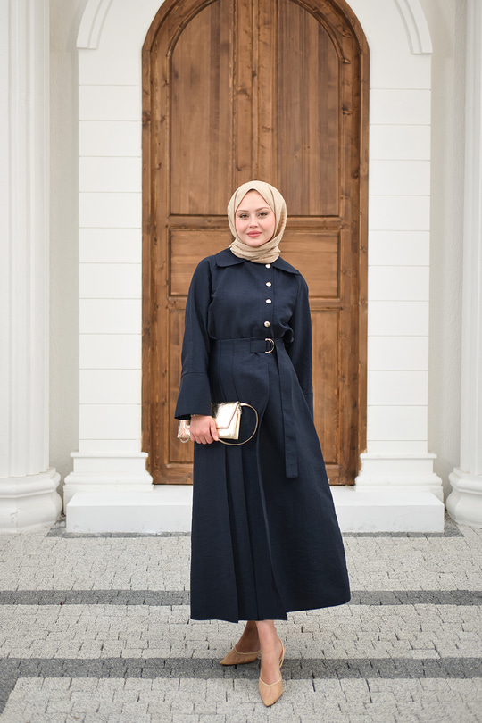 Gold Düğme Detay Etekli Takım Lacivert