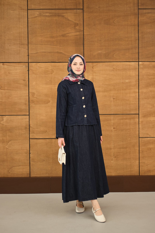 Gömlek Yaka Gümüş Düğme Detay Etekli Takım Lacivert