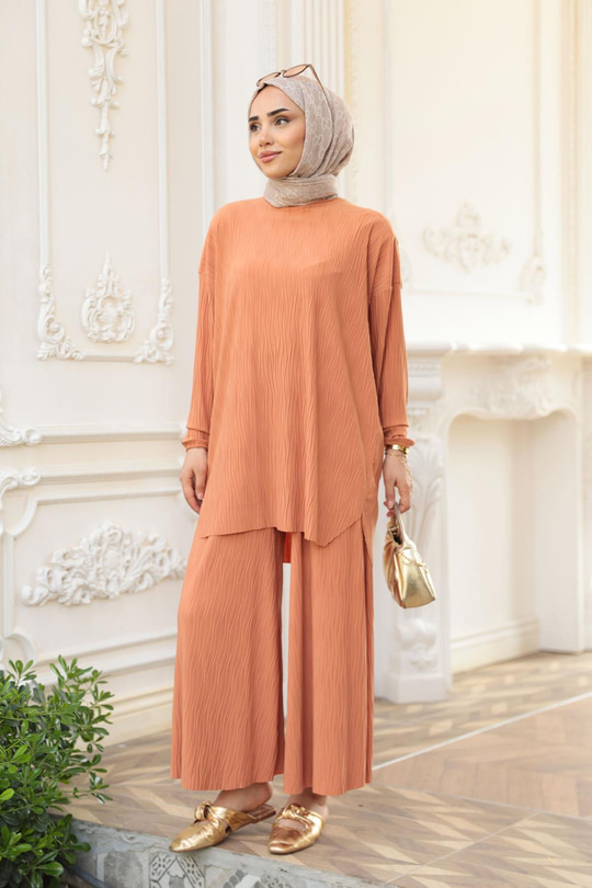 Kabarık Kumaş Takım Turuncu