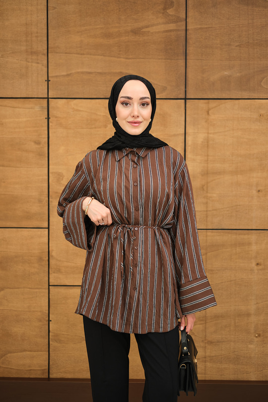 Kalın Çizgili Desenli Bel Bağlamalı Şifon Gömlek Kahverengi