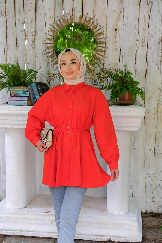 Kalp Aksesuarlı Gömlek Nar Çiçeği