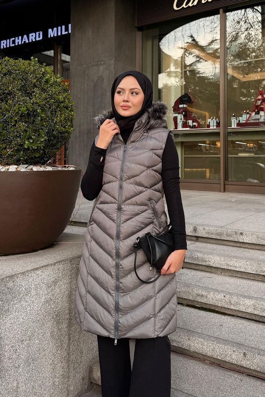 Kapüşonlu Kolsuz Şişme Yelek Gri