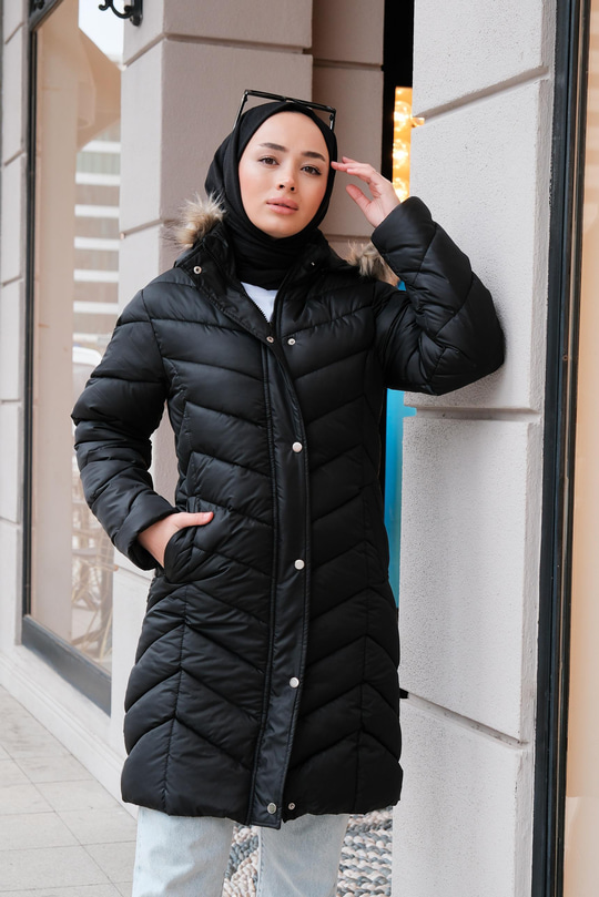 Kapüşonu Kürklü Şişme Mont Siyah