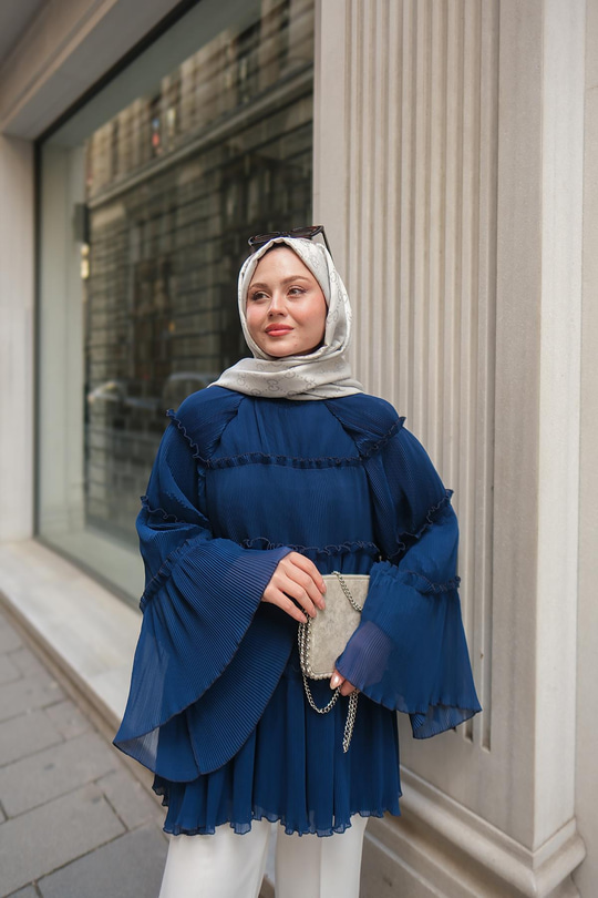 Kat Kat Fırfırlı Şifon Bluz  Lacivert