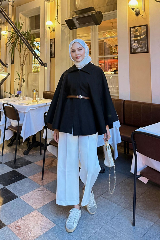 Kemer Detaylı Panço Siyah