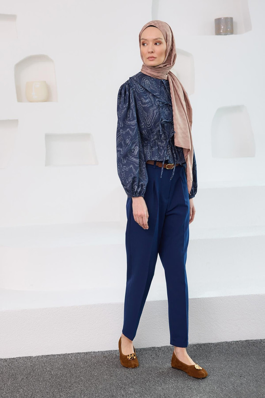 Kemerli Yüksek Bel Kumaş Pantolon Lacivert