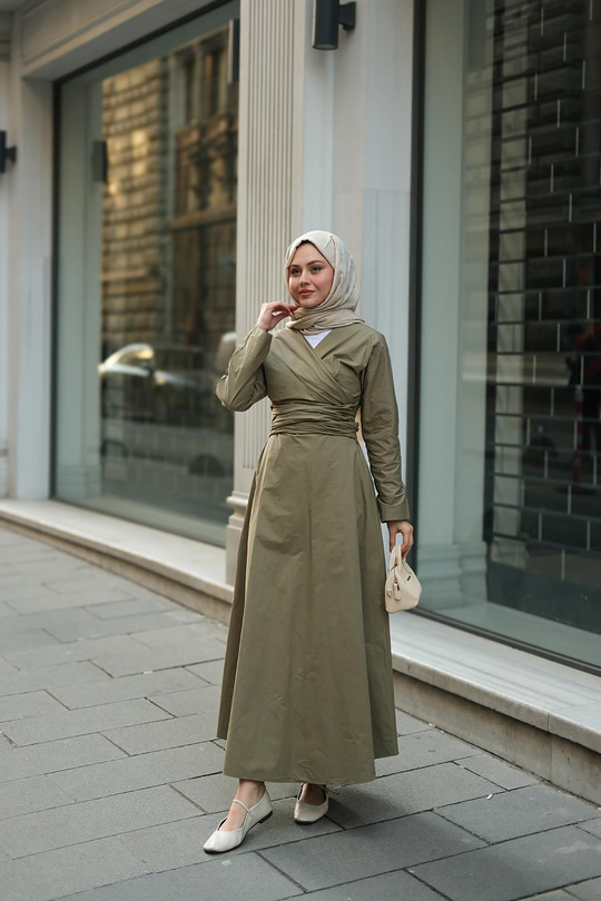 Kendinden Bağlamalı Poplin Elbise Yeşil