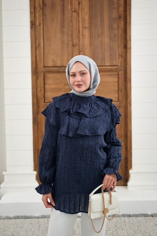 Kendinden Çizgi Desenli Yaka Büzgülü Tunik Lacivert