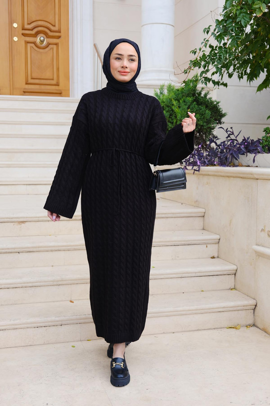 Kendinden Desenli Bel Bağlamalı Elbise Siyah