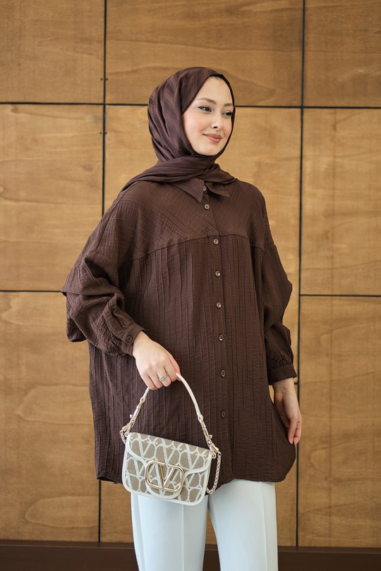 Kendinden Desenli Biyeli Gömlek Kahverengi