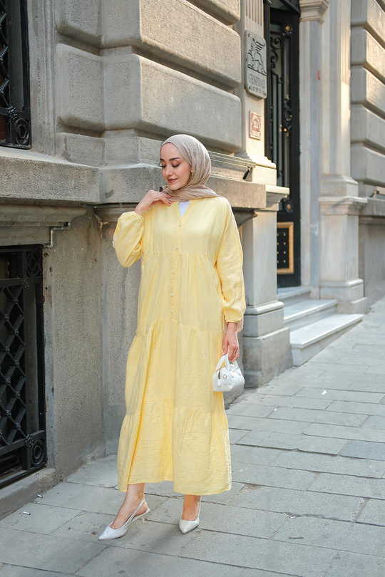 Kendinden Desenli Elbise Sarı