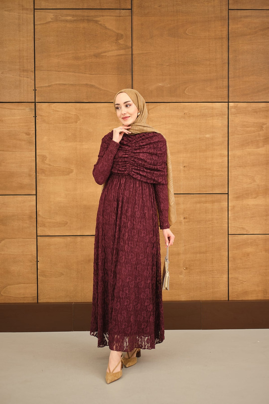 Kendinden Desenli Tül Detay Beli Lastikli Elbise Bordo