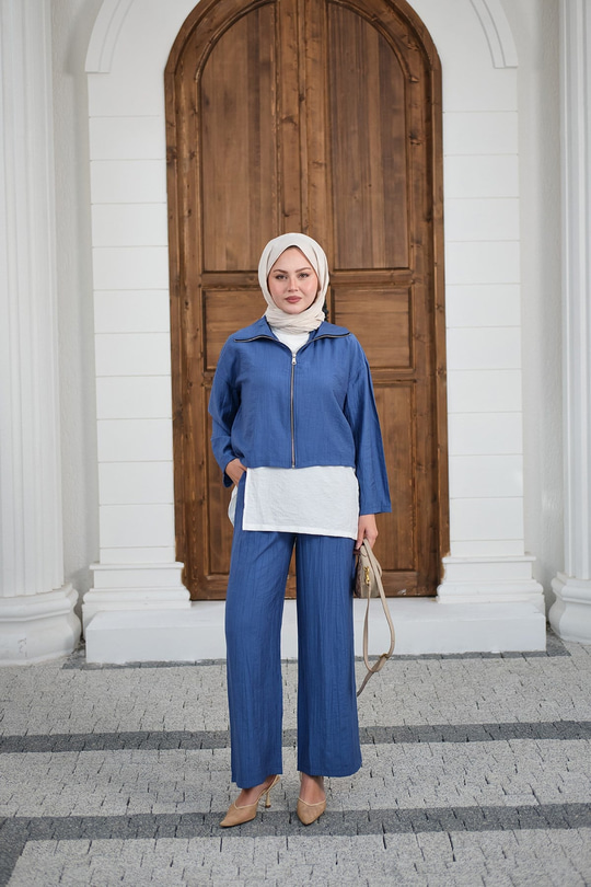 Kendinden Desenli Üçlü Takım Mavi