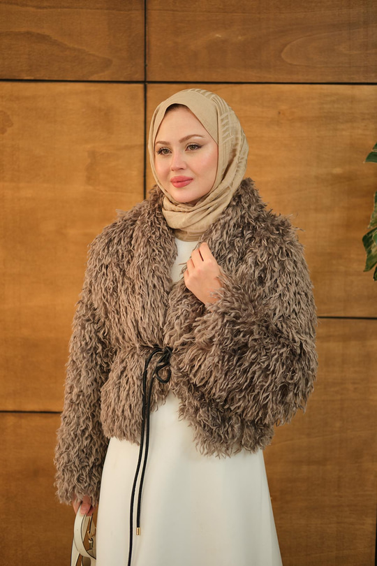 Kıvırcık Detay Kürk Kaban Taş