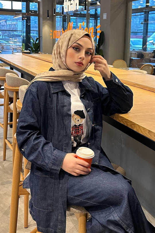 Kız Ayıcık Baskılı Basic Kısa Kollu İçlik Beyaz