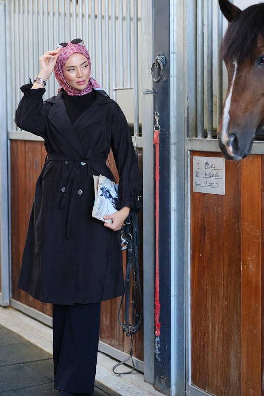 Kol Bağcık Detay Bel Bağlamalı Trençkot Siyah