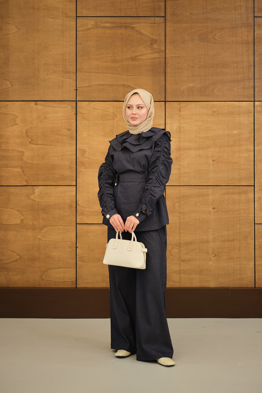 Kol Büzgülü Düğme Detay Bel Bağlamalı Takım Lacivert