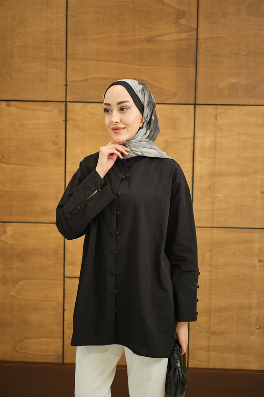 Kol Manşetli Düğme Detaylı Gömlek Siyah
