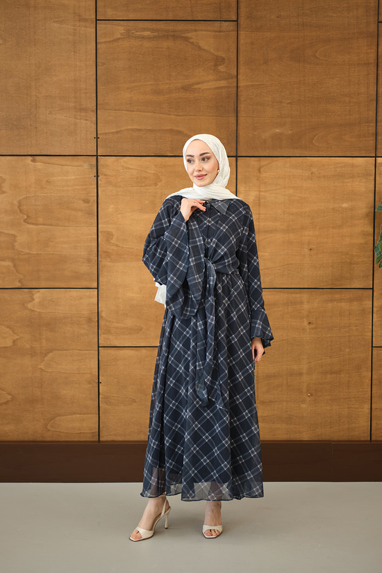 Kol Volanlı Ekose Desen Şifon Elbise Lacivert