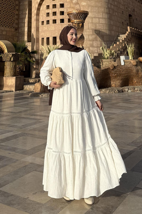 KOLU LASTIKLI DANTEL DETAY ELBISE EKRU