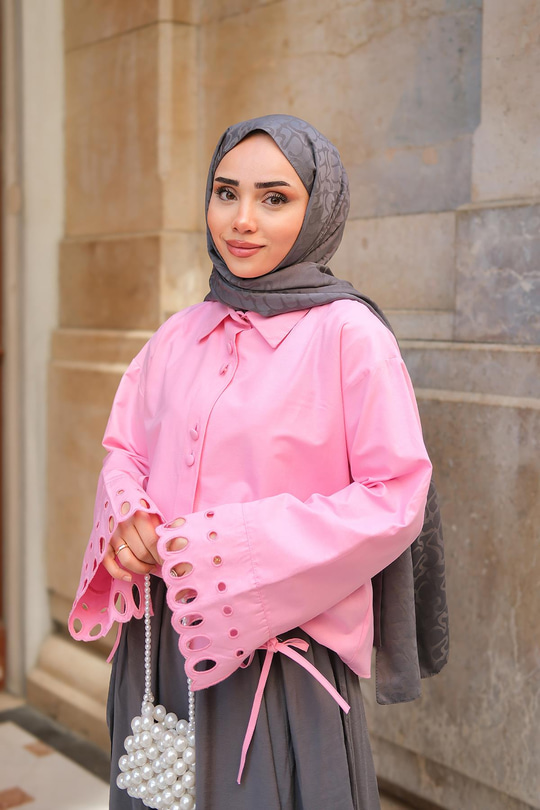 Kolu Nakışlı Gömlek Pembe