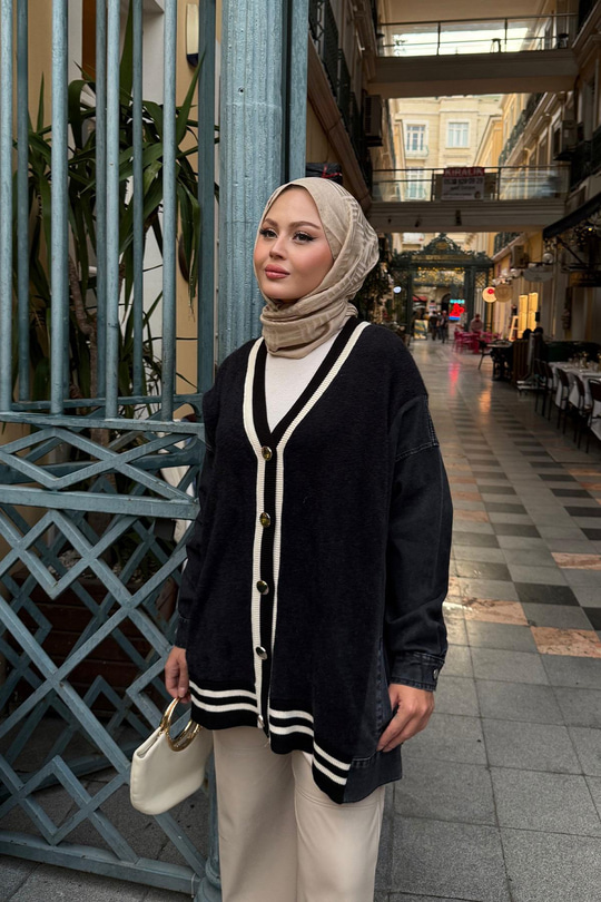 Kot Detay Hırka Siyah