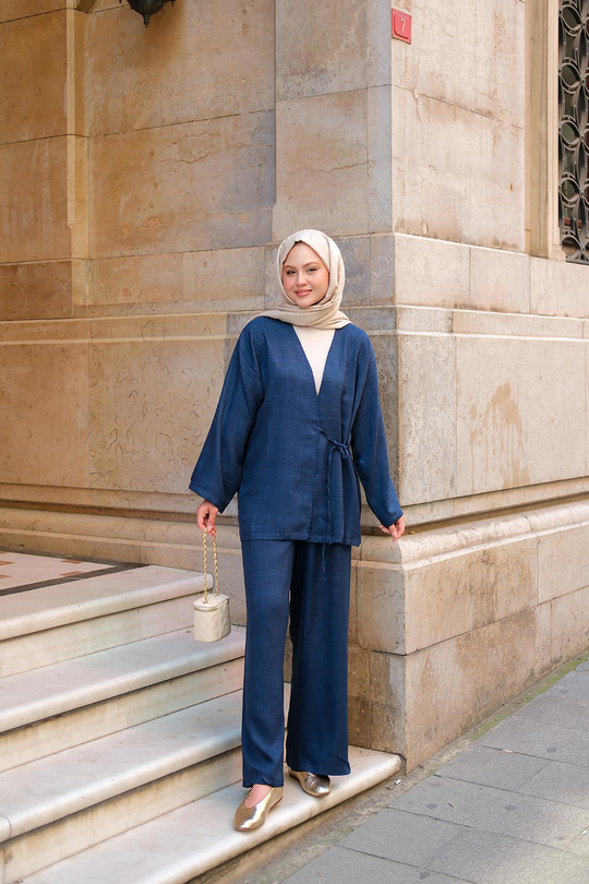 Kruvaze Yaka Takım Lacivert